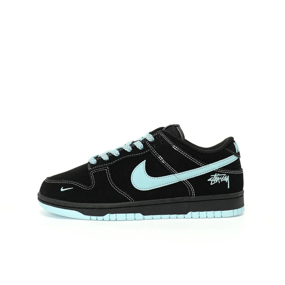 NIKE SB DUNK STUSSY BLACK WHITE 2025