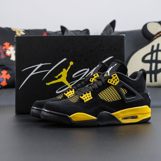 NIKE AIR JORDAN 4 THUNDER