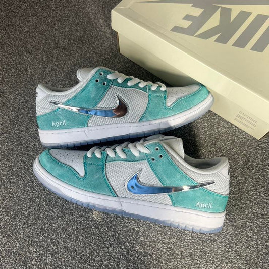 Nike SB Dunk Low x April Skateboards Turbo Green