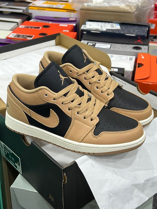 Air Jordan 1 Low Desert Black