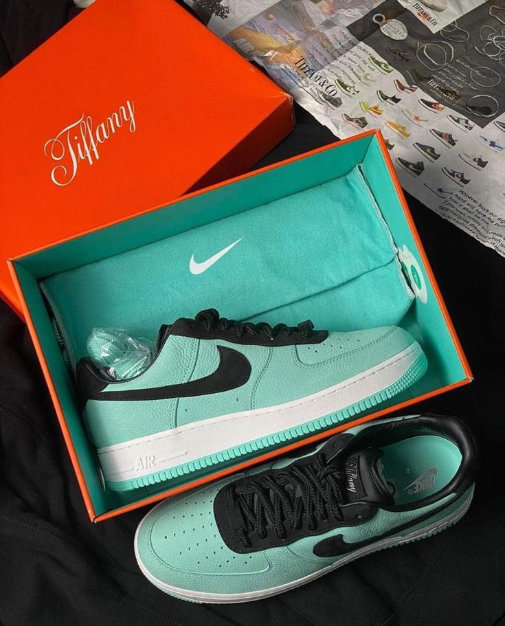 Nike Air Force 1 Tiffany