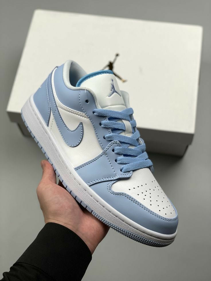 Air Jordan 1 Low Ice Blue