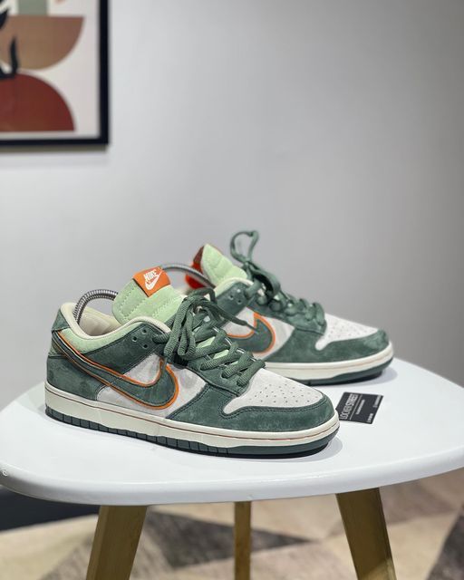 NIKE “SB DUNK LOW X OTOMO KATSUHIRO”